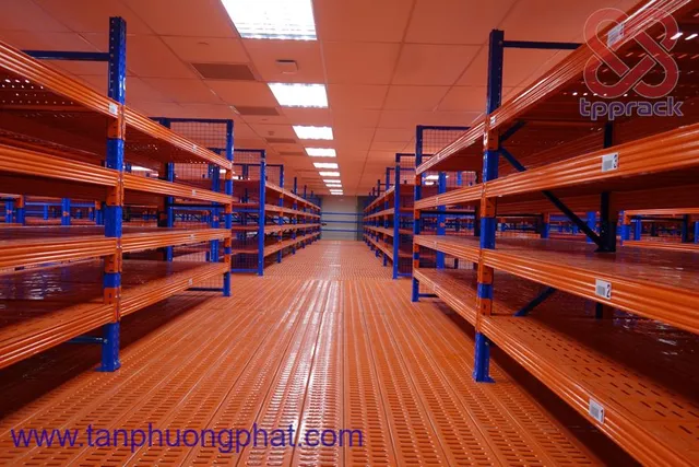 Sàn thép & Mezzanine – Giải pháp tối ưu diện tích cho kho và nhà xưởng