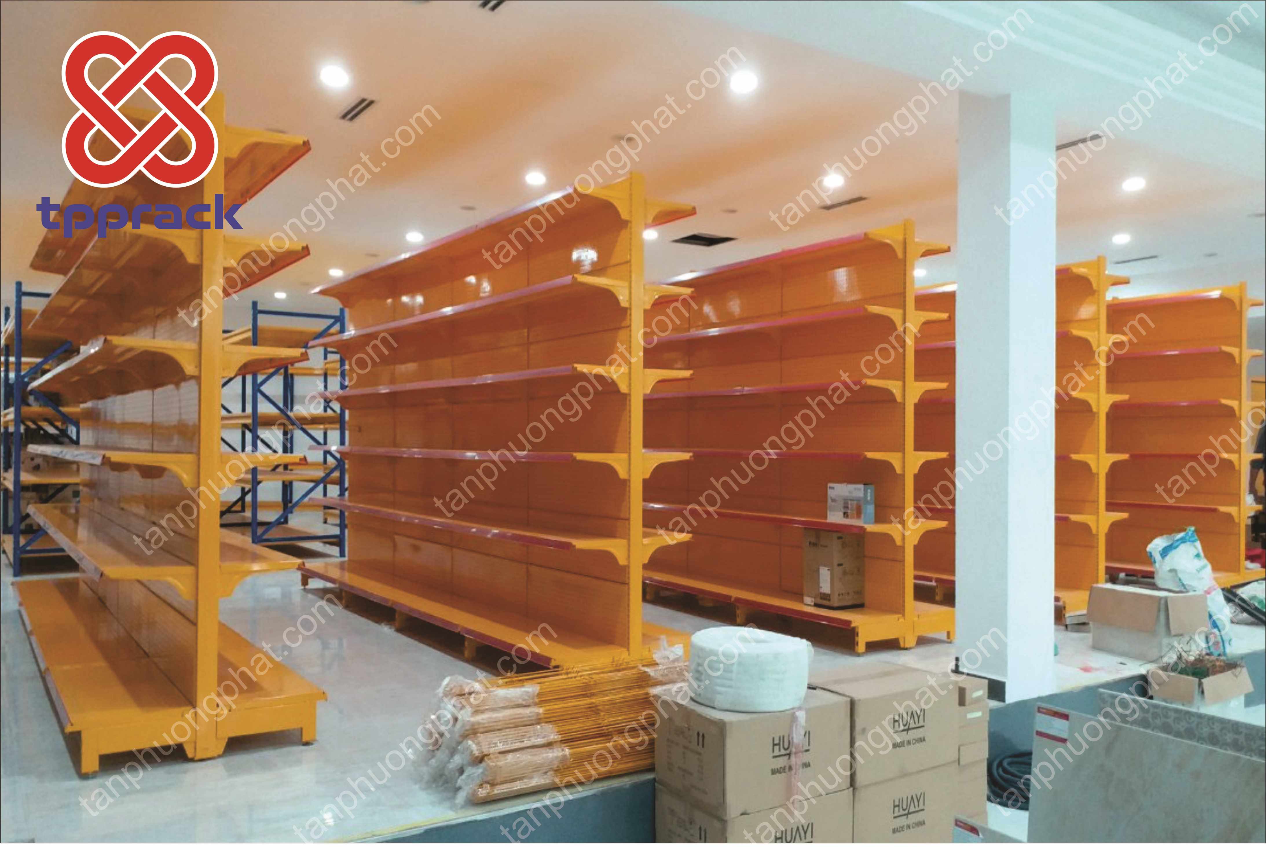 Kệ siêu thị bán lẻ – Giải pháp trưng bày hàng hóa khoa học và hiệu quả