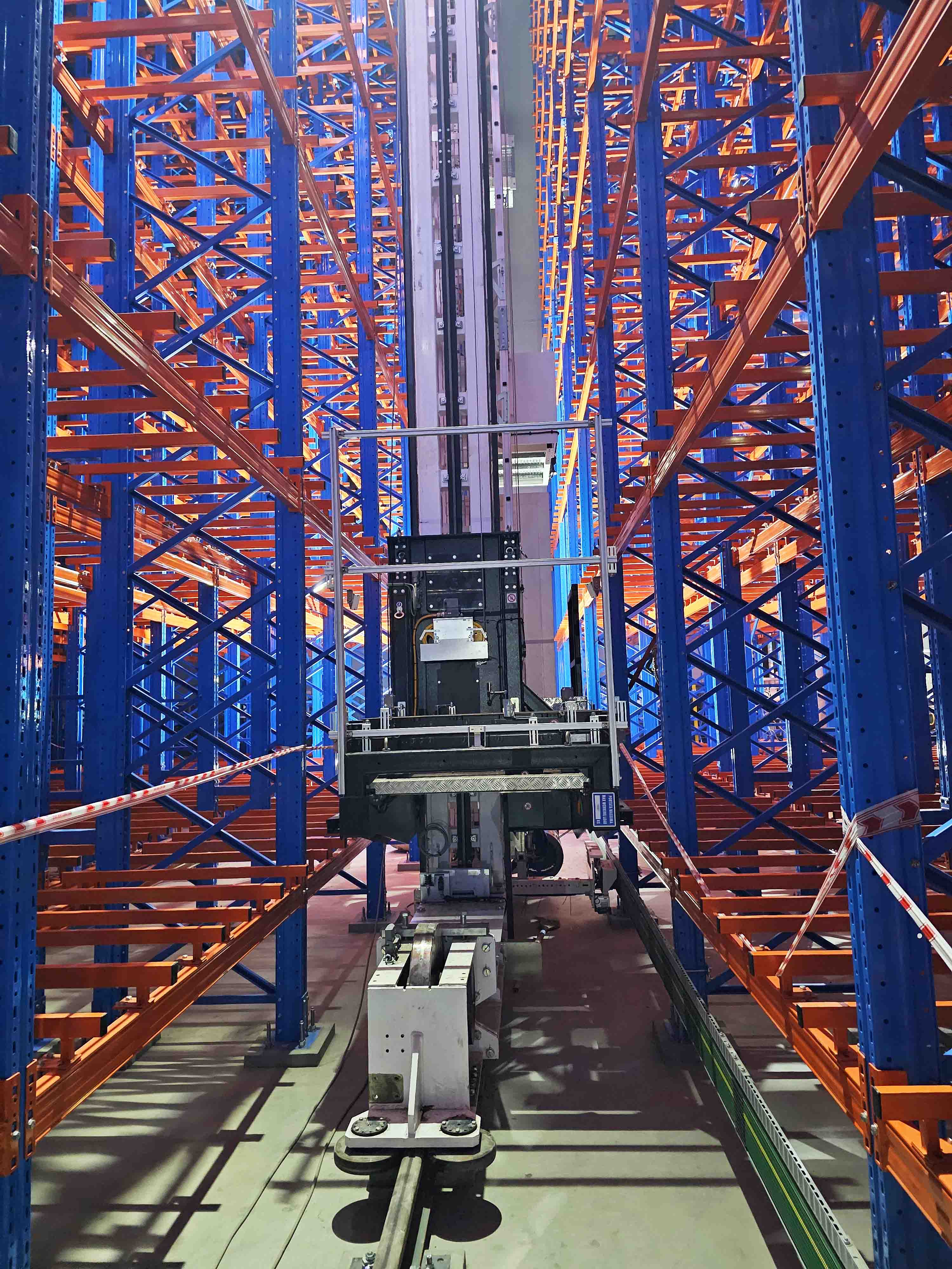 Kệ ASRS – hệ thống lưu trữ và truy xuất hàng hóa tự động cho kho thông minh