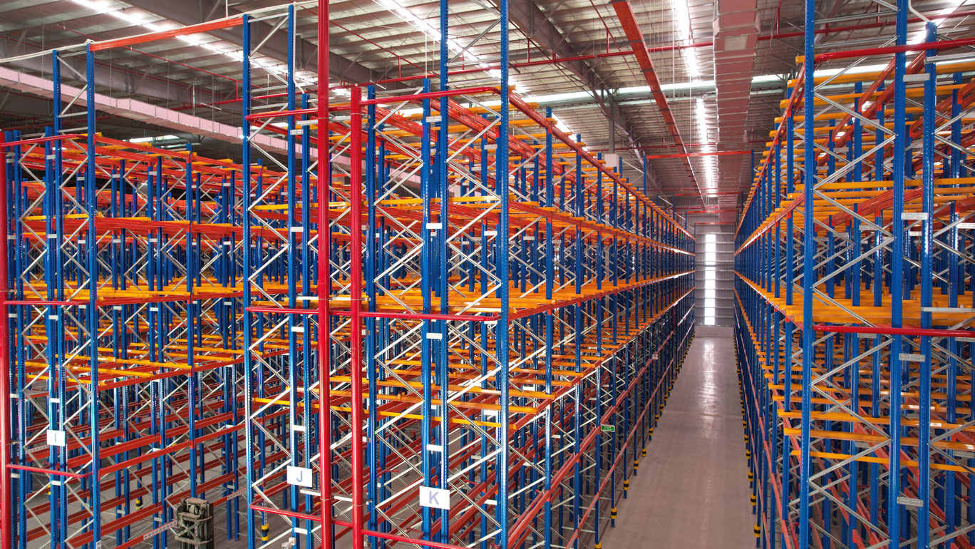 Kệ Double Deep lưu trữ pallet mật độ cao trong kho công nghiệp