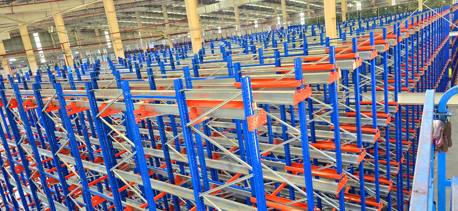 Kệ Radio Shuttle lưu trữ pallet tự động trong kho logistics