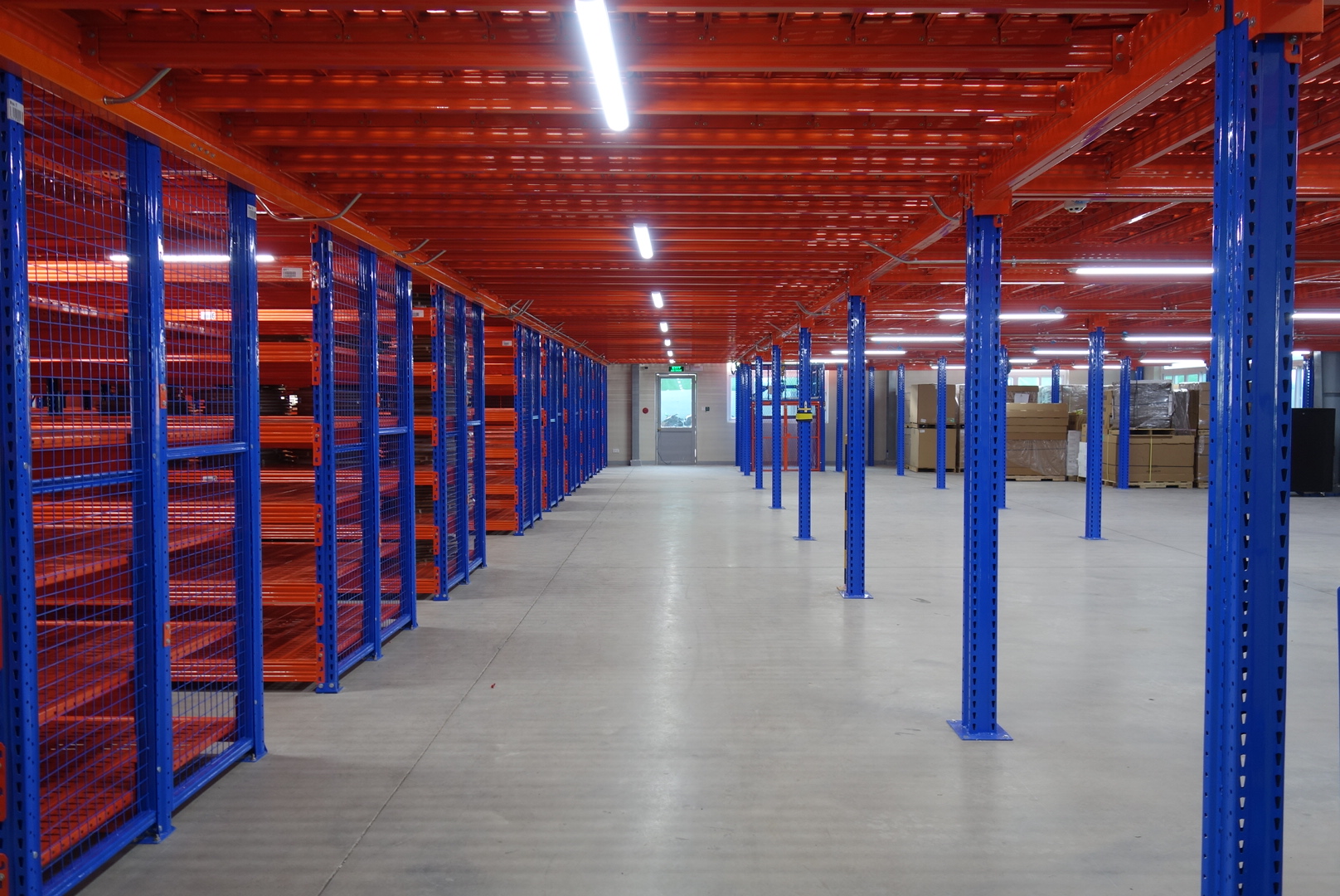 Sàn thép Mezzanine tối ưu diện tích kho và nhà xưởng