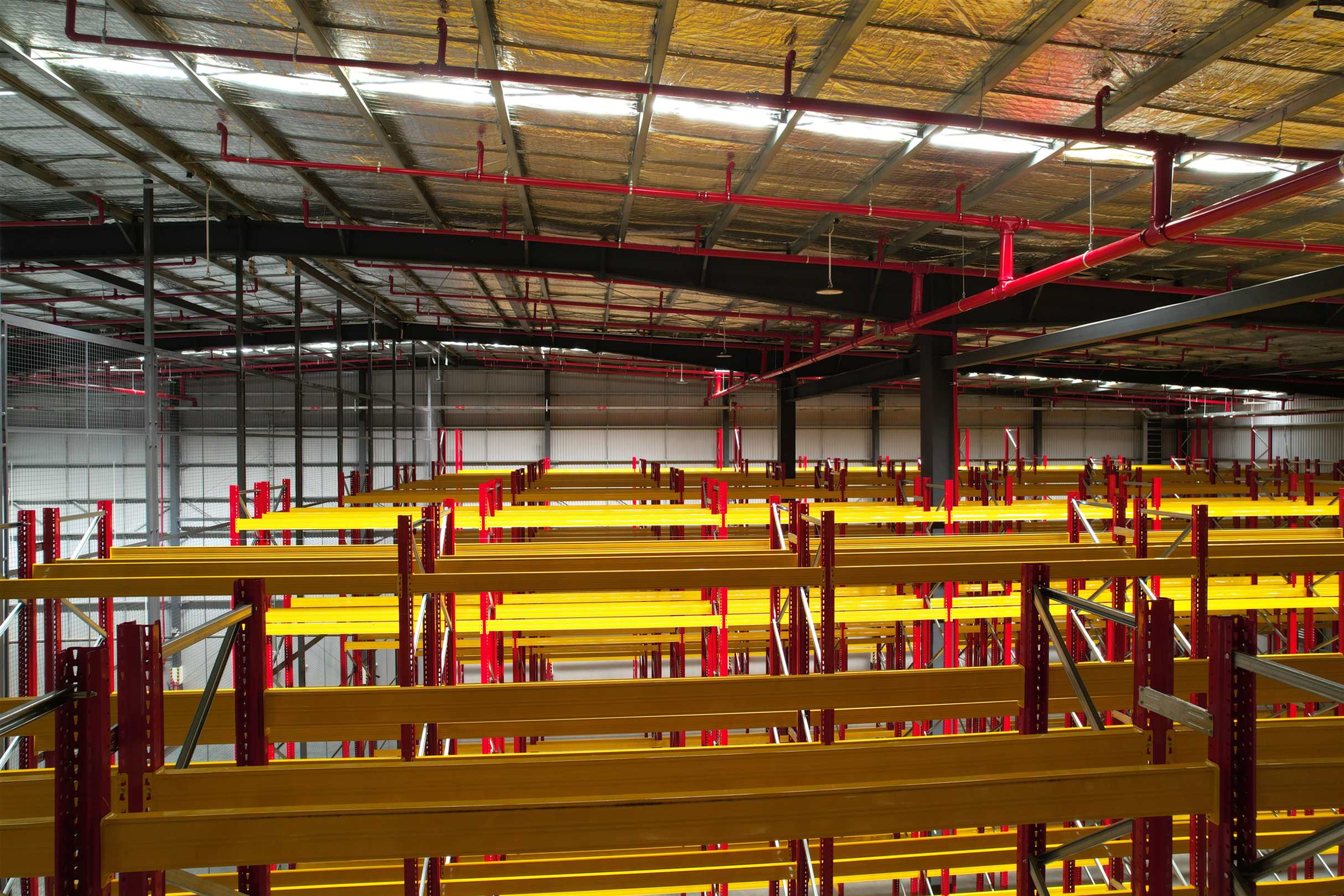Cách lựa chọn kệ kho hàng công nghiệp phù hợp với từng nhu cầu