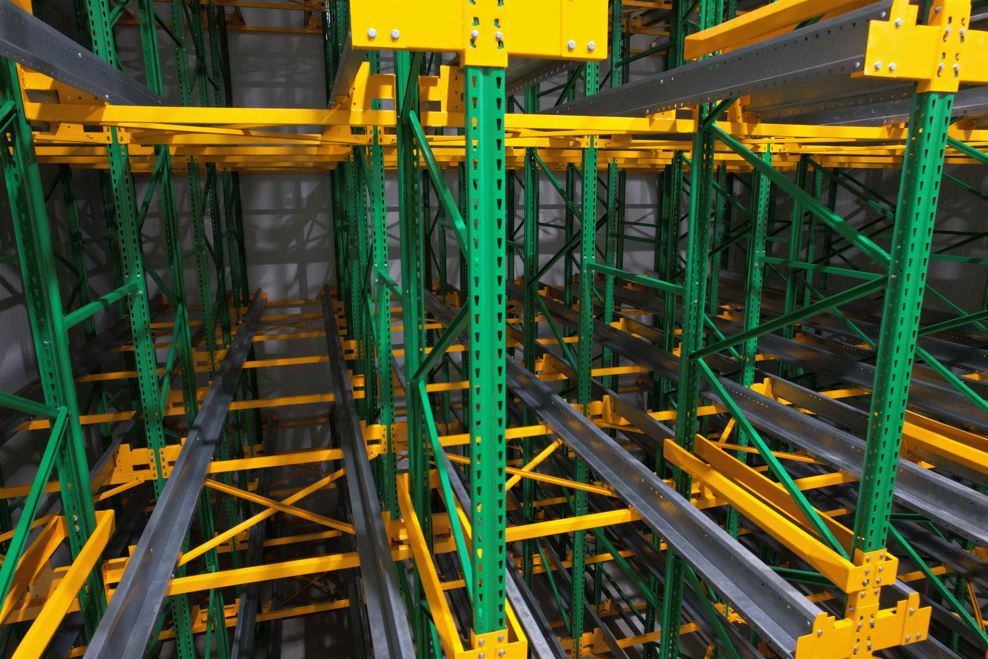 Cross-docking là gì ? Lợi ích, điều kiện và quy trình triển khai